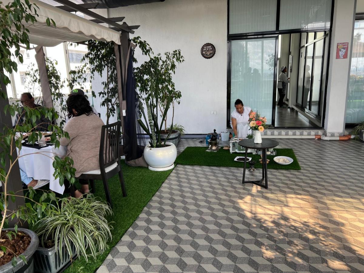 Ecco Modern Guest House أديس أبابا المظهر الخارجي الصورة